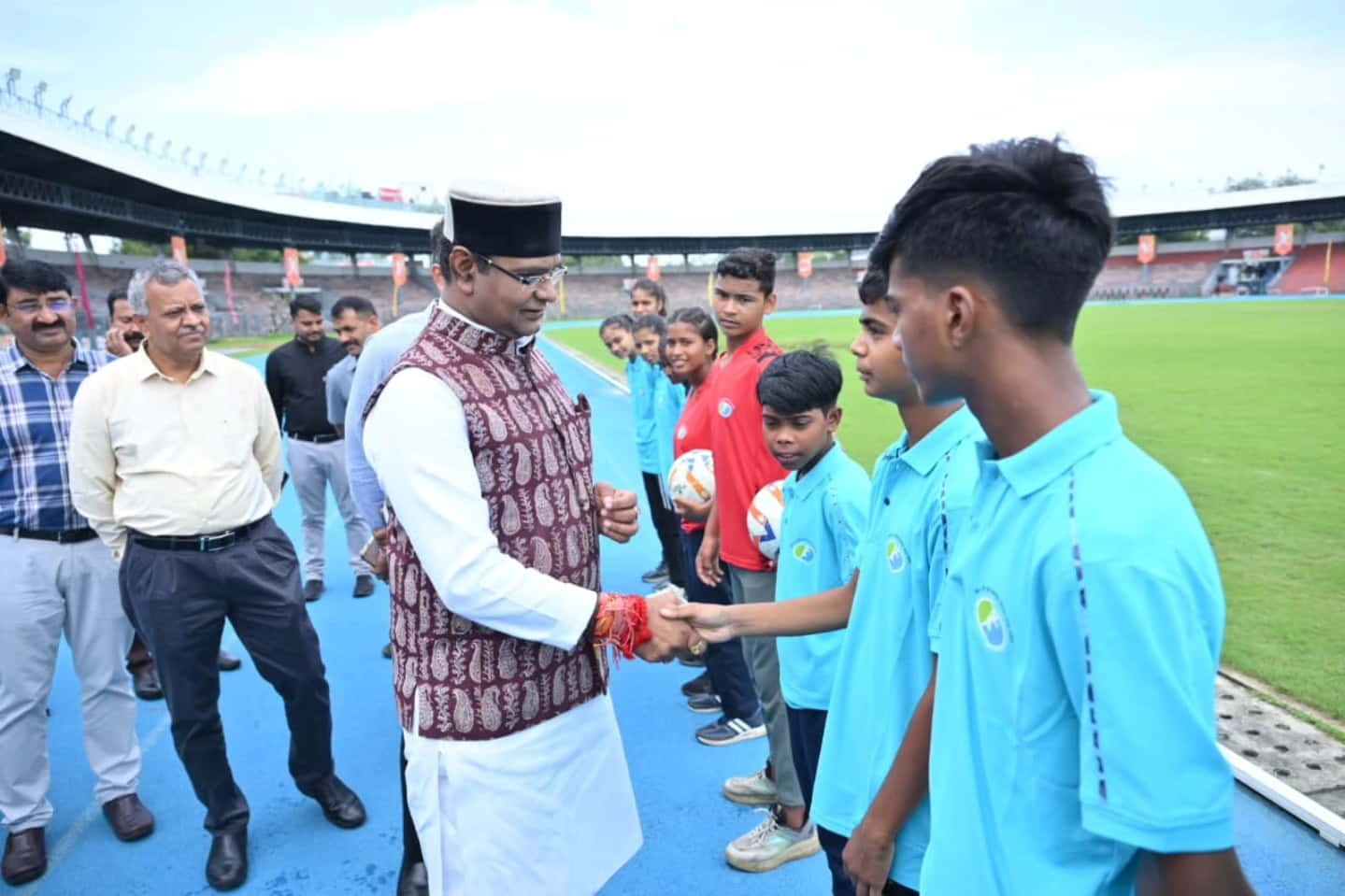 Shri Vishwash Kailash Sarang ji's interaction with Vicharpur 'Mini Brazil' football team players who